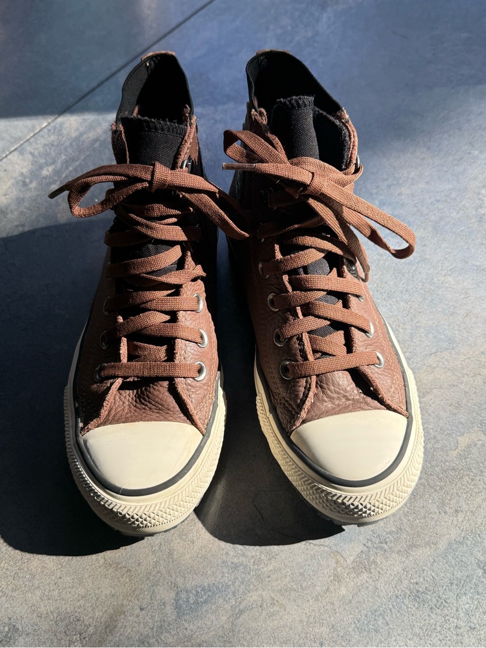 Size 6 - Converse Chuck Taylor All Star Lugged Winter GTX High Dark Root